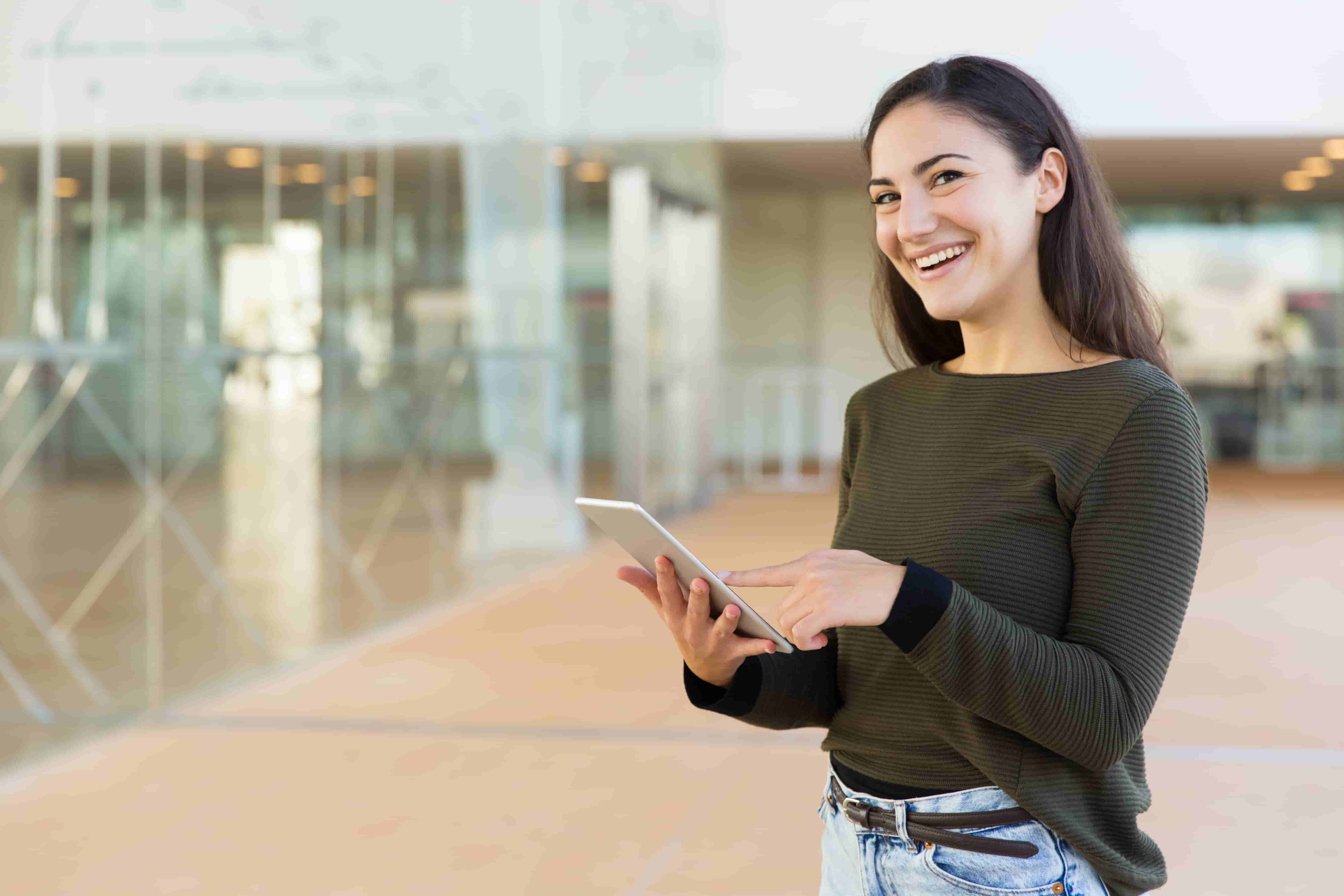 girl connecting with customers easily with crm software